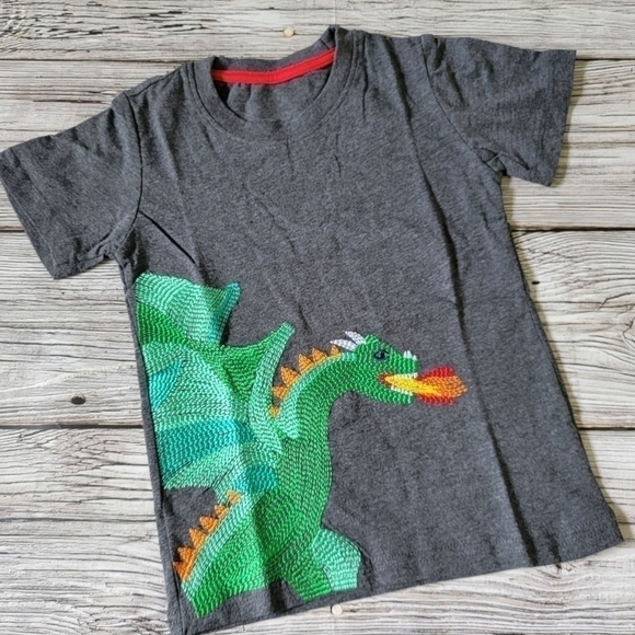 Dragon Superstitch T-Shirt Boutique Small Shop T-Shirt NWT - Picture 3 of 8